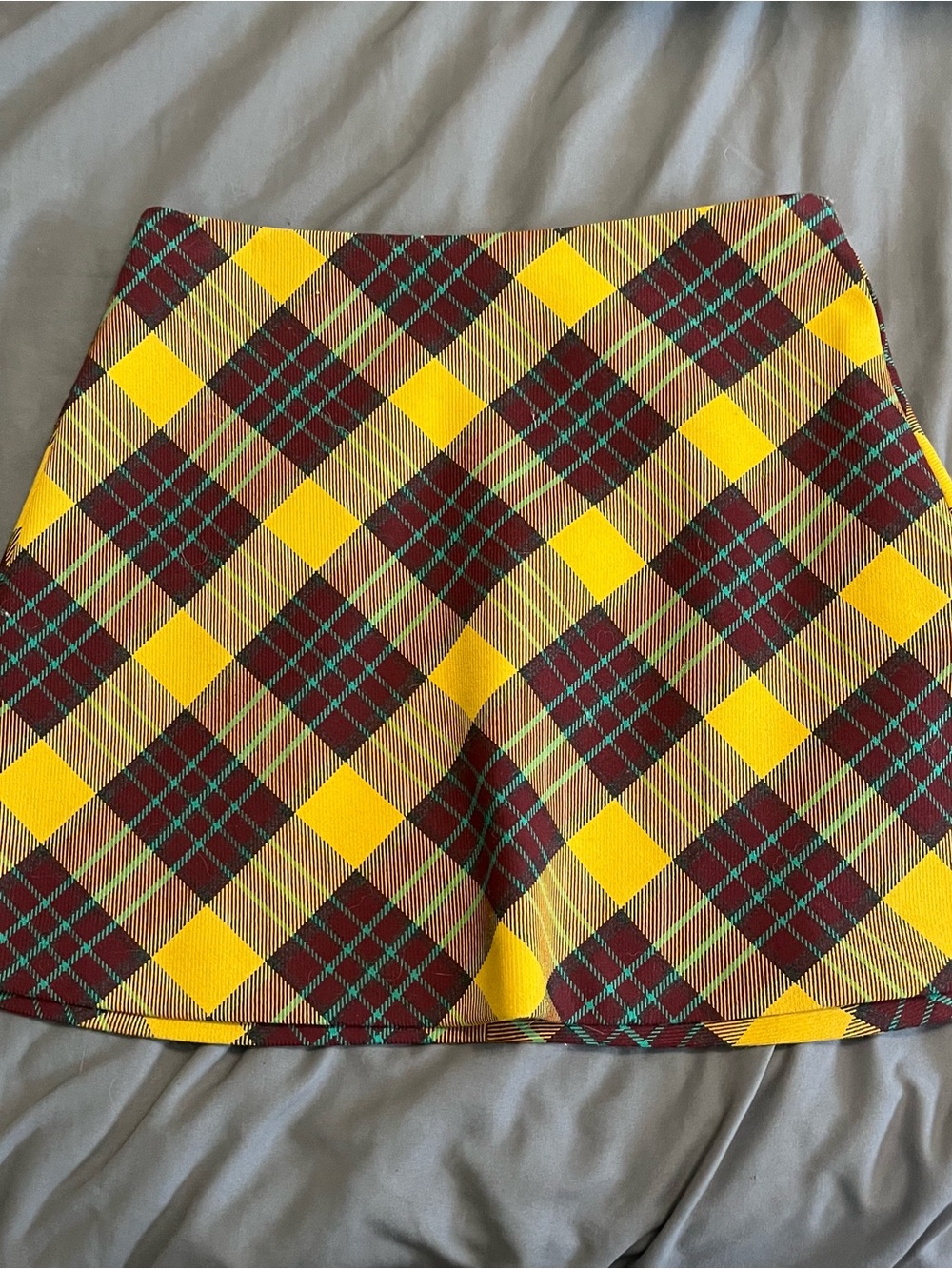 Yellow Plaid Women’s Mini Skirt, Zara Women’s, size small